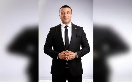 Kral Çıplak: “Koltuk Rahat, Esnaf Zorda” Murat Arnik’ten Sert Çıkış: “Esnaf Yanıyor, Temsilciler Sessiz!”