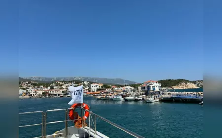 İZDENİZ'in Yaz Seferlerine Yoğun İlgi: 24 Bine Yakın Yolcu Taşındı