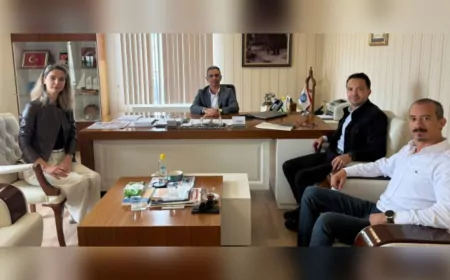 Bilişim Teknolojileri Eğitimcileri Derneği’nden Türk Eğitim-Sen’e Ziyaret