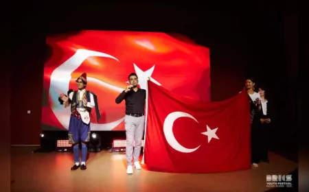 Kazan’da Eskişehir Rüzgârı Esti: Dijital Şehircilik ve Gençlik Kültürü Tanıtıldı