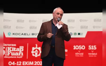 Nurullah Genç’ten Kocaeli Kitap Fuarı’nda Unutulmaz Söyleşi: “Bir Taş Attılar, Dünya Yerinden Oynadı”