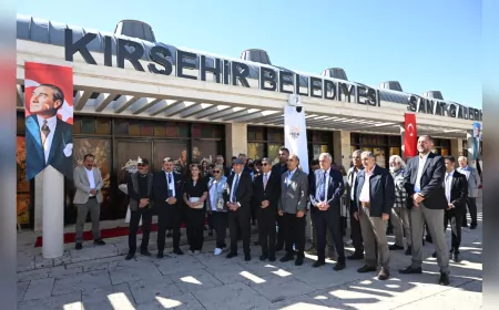 Kırşehir Belediyesi Sanat Galerisi Açıldı: Sanat ve Toplum Buluştu