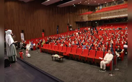 Saliha Erdim Kitap Fuarı’nda Aileye Dair Konuştu: “Kötü Söz Dengeyi Bozar, İyi Söz Huzuru Kurar”