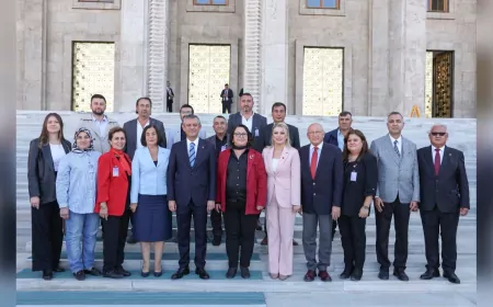 CHP Seyitgazi İlçe Başkanı Selma Sara’dan TBMM Ziyareti: “Seyitgazi’nin Sorunlarını Ankara’ya Taşıdık”