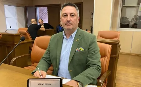 AK Partili Cihan Ertok’tan Tepebaşı Belediyesi’nin 2026 Bütçesine Sert Eleştiri: “Şişirilmiş, Gerçekleşmesi Mümkün Değil”