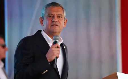 Özgür Özel: “Bizim Gibi İnsanlar Direnirken Bile Düşmanına Benzemez”