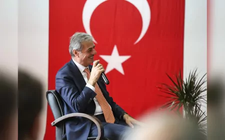Başkan Alemdar’dan Gençliğe Tam Destek: “Tarihi Projeleri Eş Zamanlı Hayata Geçiriyoruz”