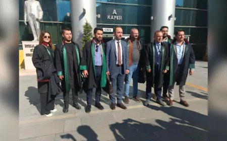Eskişehir’de Avukata Duruşma Çıkışı Hakaret: “Bu Eylem Mesleğe Yöneliktir”