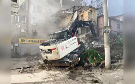 Giresun’da Metruk Binaların Yıkımı Sürüyor