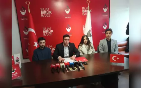 Zafer Partisi Gençlik Kolları'ndan Sert Açıklama: “Milli, Üniter, Laik Cumhuriyeti Savunmaya Devam Edeceğiz”