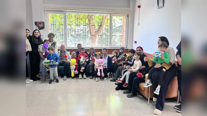 Miniklerden Yaşlılara Anlamlı Ziyaret