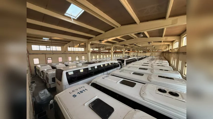 Eskişehir’de S Plakalı Servis Araçları Garajda Bekliyor