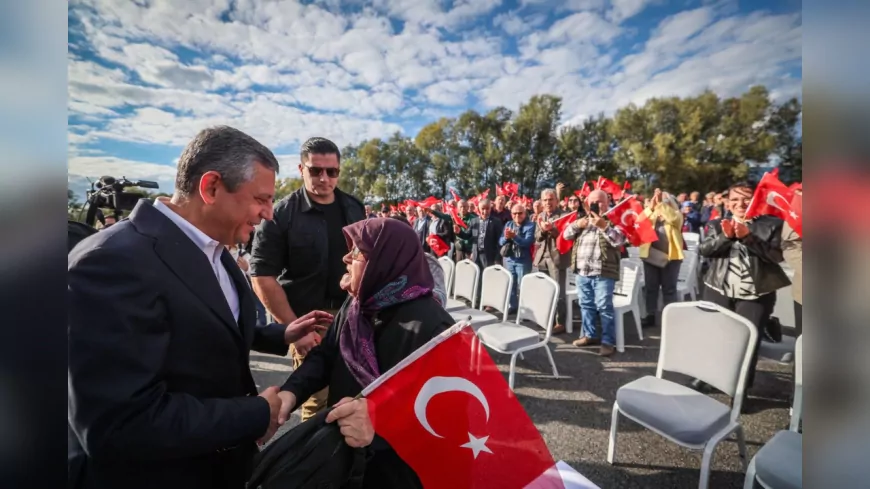 CHP Genel Başkanı Özgür Özel, Bolu’da Açılışlara Katıldı ve Fidan Dikti