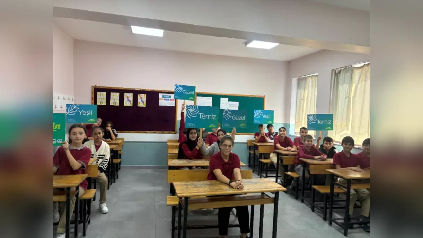 Sakarya’da Çocuklara Şehir Aidiyeti Aşılayan Renkli Etkinlik: “Şehrini Keşfet”