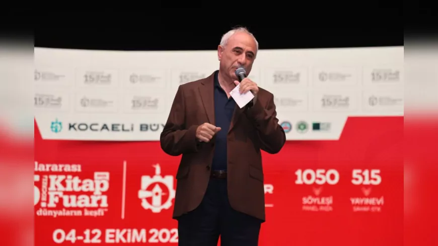 Nurullah Genç’ten Kocaeli Kitap Fuarı’nda Unutulmaz Söyleşi: “Bir Taş Attılar, Dünya Yerinden Oynadı”