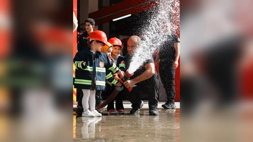 Düzce İtfaiyesi 744 Öğrenciyi Ağırladı, Miniklere “Başarı Belgesi” Verildi