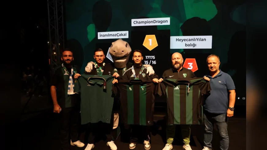 Kocaeli Kitap Fuarı’nda Bilgi Yarışması Heyecanı: Kazananlara Kocaelispor Forması