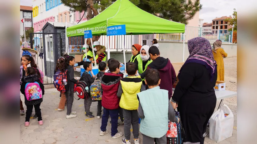 Tepebaşı Belediyesi’nden İlkokul Öğrencilerine Beslenme Desteği