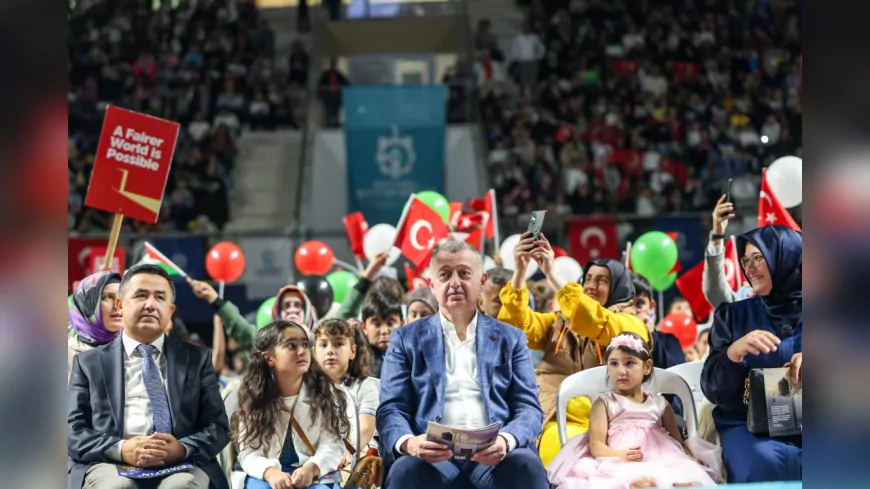 Guinness Geri Çekildi, Kocaeli 4.500 Çocukla Rekoru Gönüllerde Kırdı