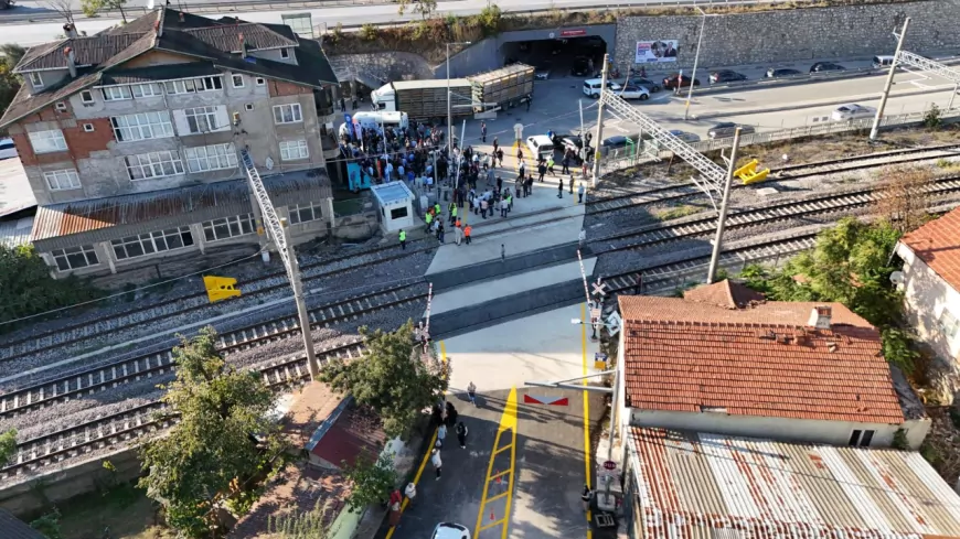 Alifuatpaşa’da 11 Yıllık Hemzemin Geçit Hasreti Sona Erdi