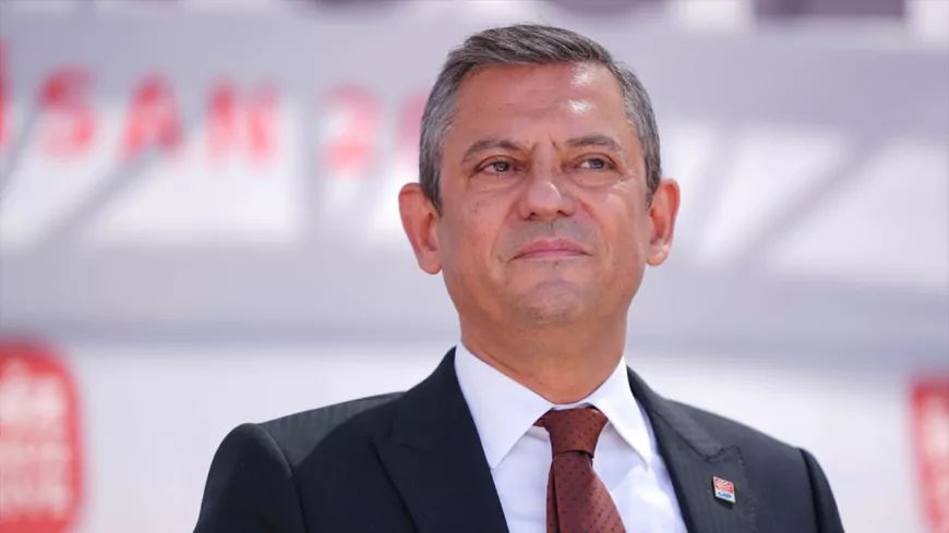 Özgür Özel’den Kişi Başı Gelir Açıklamasına Tepki: “Bir Asgari Ücretli ile Bir Emeklinin Toplamı 15 Bin Dolar Bile Etmiyor”