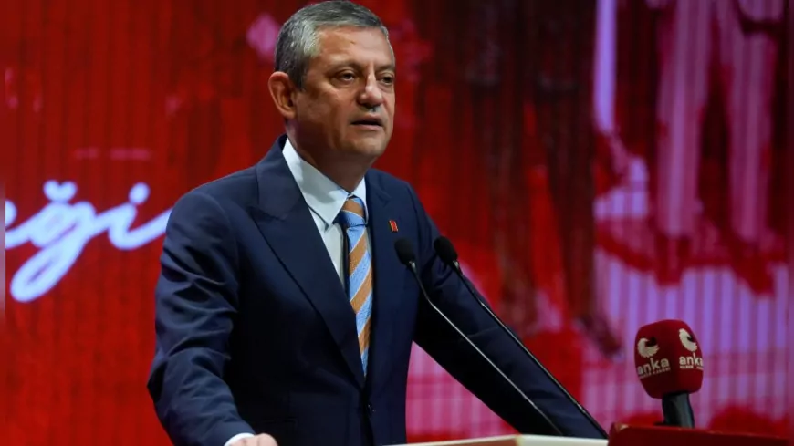 Özgür Özel: “Bu Kitap Milletimize Emanet!”