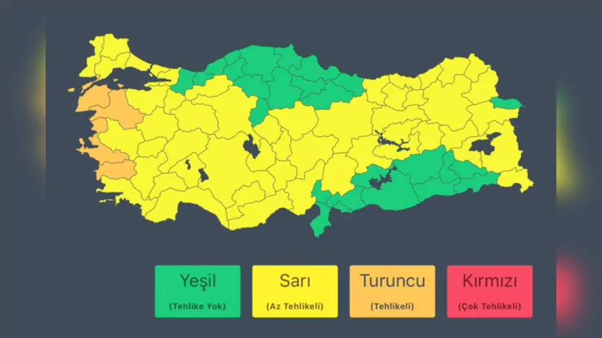 52 İlde Sarı, 4 İlde Turuncu Uyarı: Kuvvetli Yağış ve Fırtınaya Dikkat