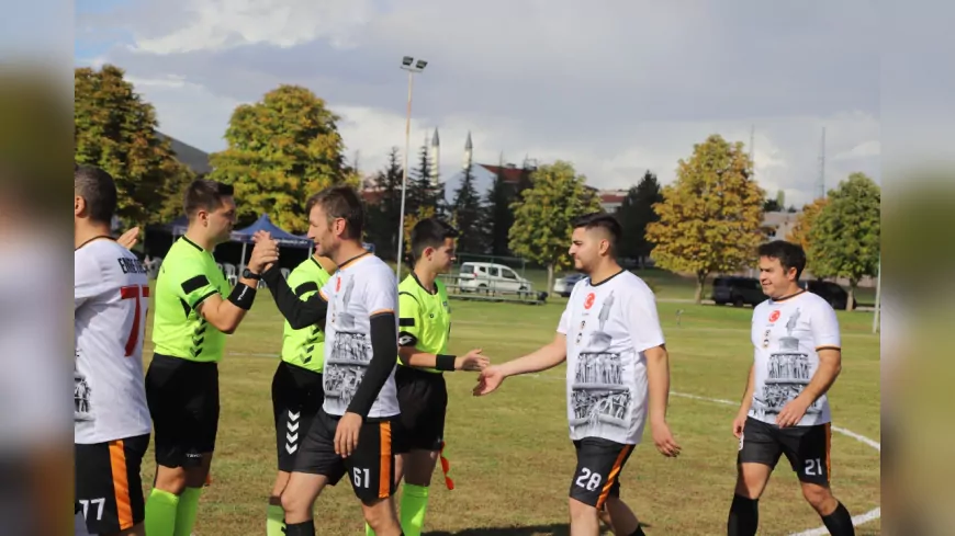 Cumhuriyet Kupası Futbol Turnuvası Başladı