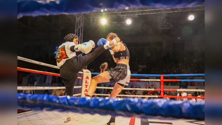 Kocaeli’de Uluslararası Kick Boks Heyecanı Nefes Kesti