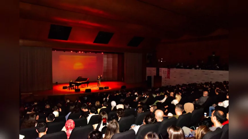 Bursa Festivali’nde Şiir ve Müzik Aynı Sahnede Buluştu
