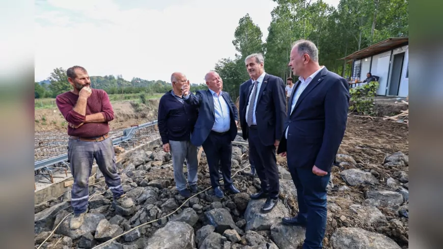 Başkan Alemdar, Akyazı’da Yatırımları Yerinde İnceledi