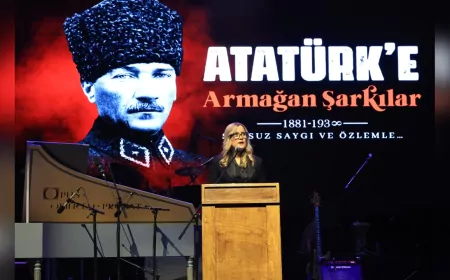 “Atatürk’e Armağan Şarkılar” Konserinden Elde Edilen Gelir İstanbul Vakfı’na Bağışlandı