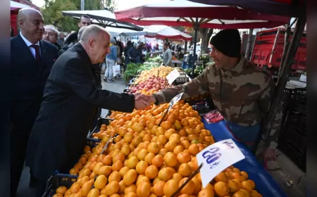 Ümit Özdağ Eskişehir’de Esnaf ve Vatandaşlarla Buluştu