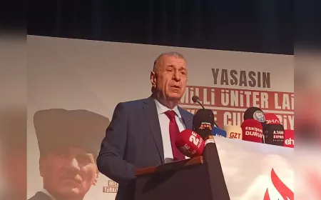 Ümit Özdağ: "Türkiye, 2026'da Tarihî Bir Kırılmaya Sürüklenmek İsteniyor"
