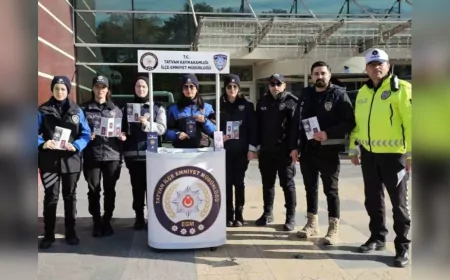 Tatvan Emniyeti, Kadına Yönelik Şiddete Karşı Bilgilendirme Standı Kurdu