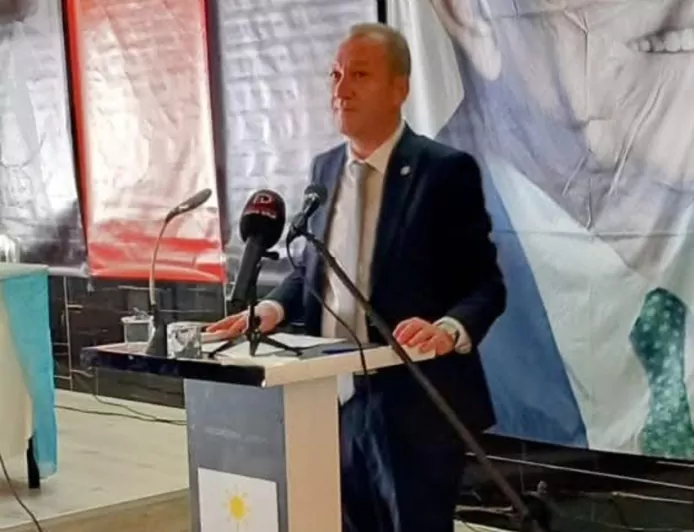 İYİ Parti Kütahya İl Başkanlığı Kongresinde Ahmet Tekdemir Güven Tazeledi