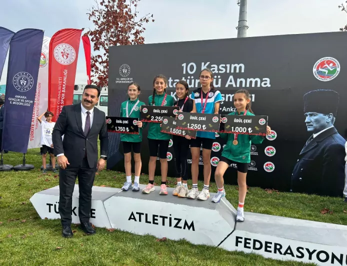 Milli Forma ile Masa Tenisinde Dünya Şampiyonluğu