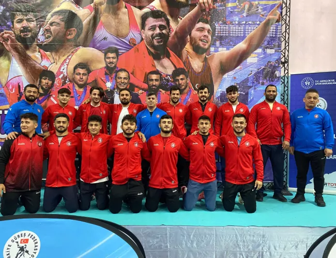 Belediyesporlu Güreşçiler Ankara’da Rüzgar Gibi Esti