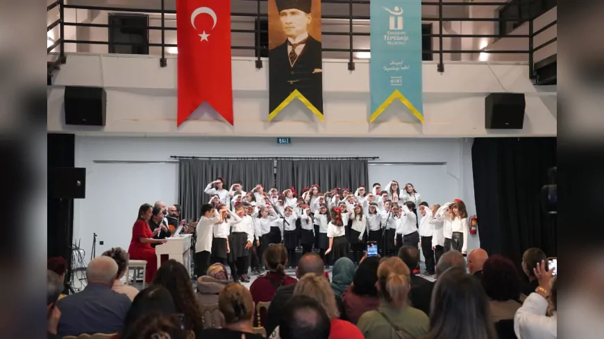 Tepebaşı Belediyesi İki Elin Sesi Var Çocuk Korosu’ndan 29 Ekim’e Özel Coşkulu Konser