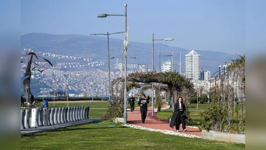 İzmir’in Gelecek 50 Yılına Yön Verecek Plan: “Nazım İmar Planı 2054” Hazırlıkları Sürüyor