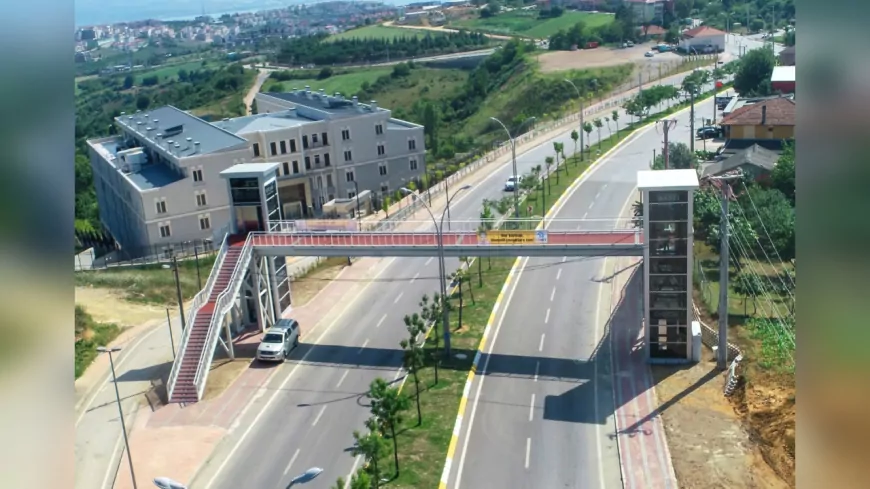 Kocaeli’de 6 Yılda 18 Yeni Üst Geçit ve 38 Engelli Asansörü Hizmete Girdi