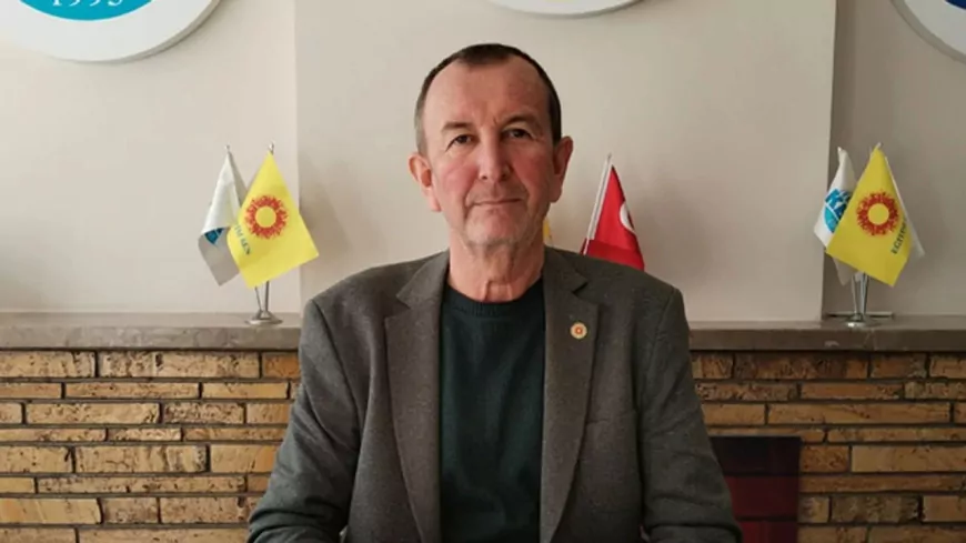 Eğitim-Sen’den 10 Kasım Eleştirisi: “Atatürk’ü Unutturmaya Çalışanlar Tarih Önünde Hesap Verecek”