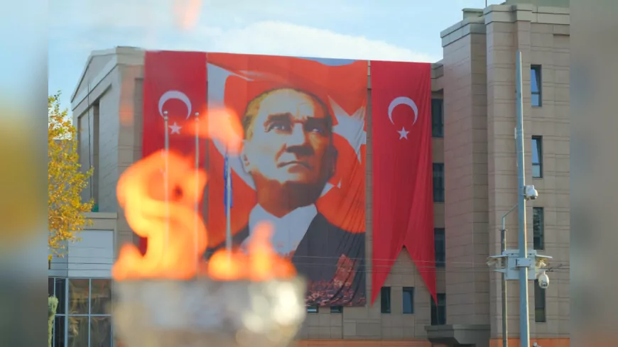 Eskişehir’de 10 Kasım Anması: Ulu Önder Atatürk Saygıyla Yâd Edildi