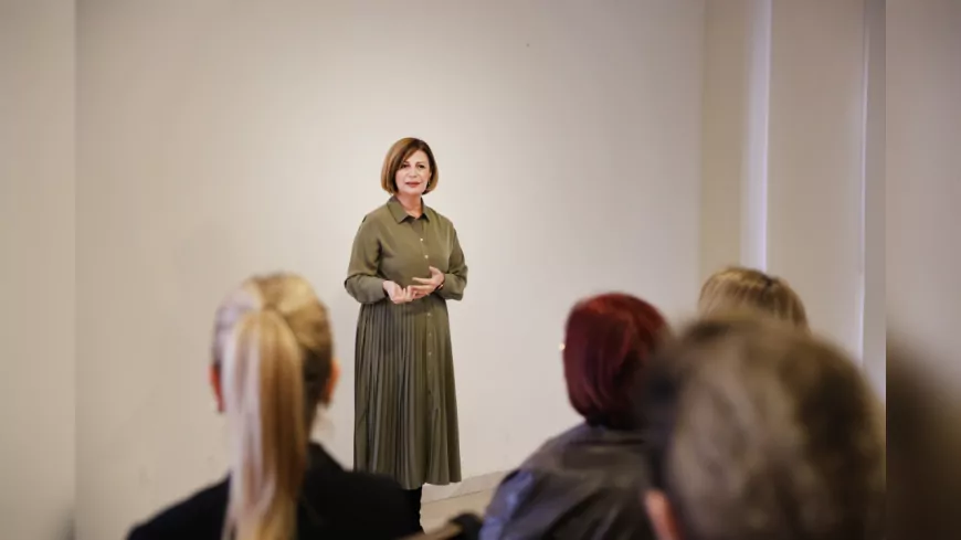 Başkan Ünlüce’den Kadınlara Çağrı: “Birlikte Güçlüyüz, Dayanışmayı Büyütelim”