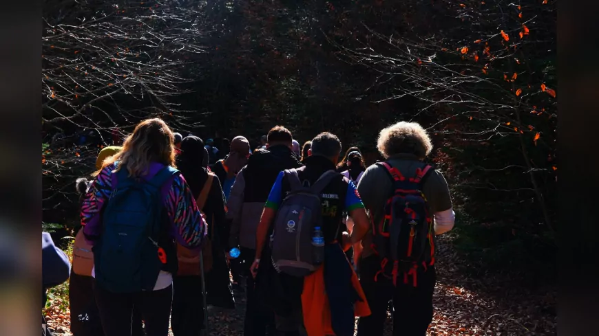 Pamukova’da Sonbaharın Renkleriyle 14 Kilometrelik Doğa Yürüyüşü