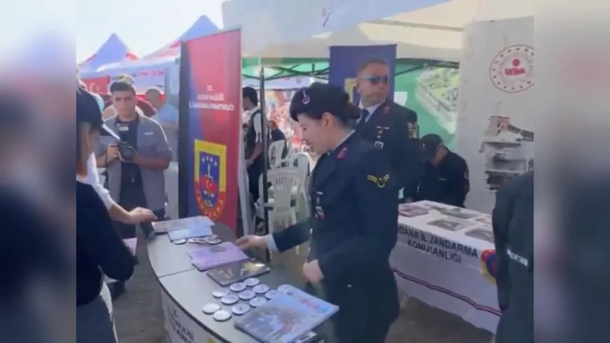 Adana Jandarması Aile Festivali’nde Vatandaşları Bilgilendirdi