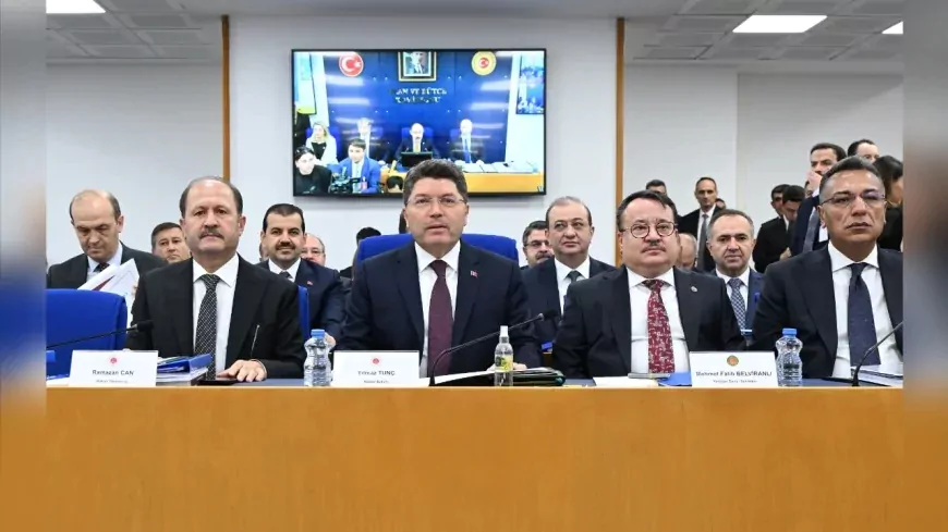 ADALET BAKANI YILMAZ TUNÇ: “TÜRKİYE HUKUK DEVLETİDİR, AİHM VE AYM ELEŞTİRİLERİ ENDESKLERİN ÇELİŞKİLERİYLE UYUŞMUYOR”