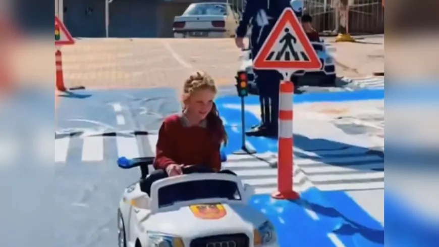 Trafik Jandarması'ndan Öğrencilere Güvenli Trafik Eğitimi