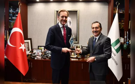 Belçika Büyükelçisi'nden Tepebaşı’na Övgü: “Sanat Dolu ve Güvenli Bir Kent”