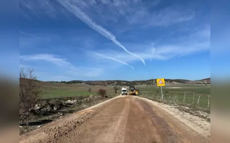 Eskişehir Büyükşehir Belediyesi’nden Kırsalda Yoğun Yol Mesaisi